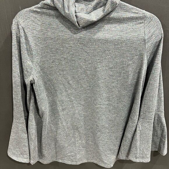 COPY - EUC Anthro gray top with shimmer stripes and bell sleeves - size XS - Picture 1 of 3